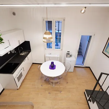 아파트 Loft Portici In *