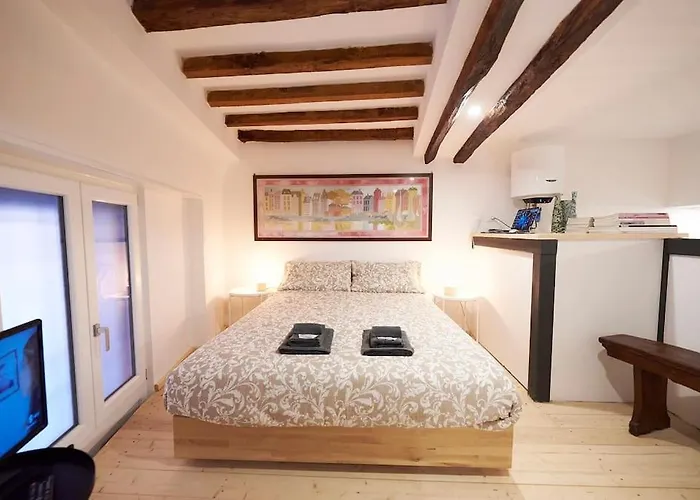 Loft Portici In Bologna