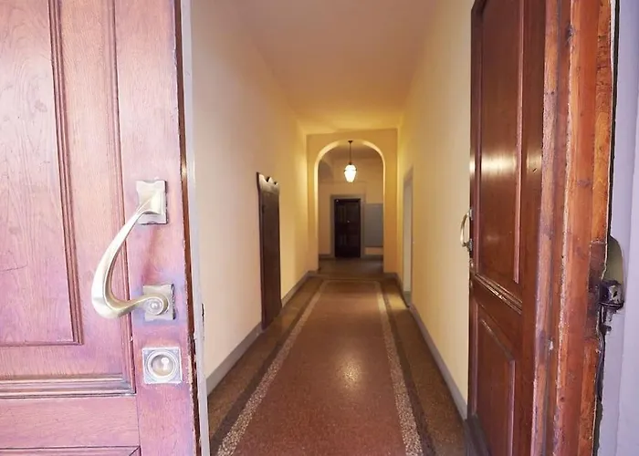 Appartement Loft Portici In Bologna