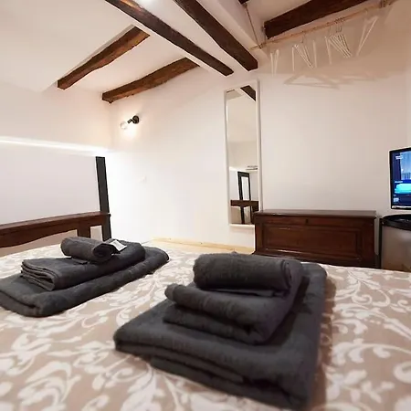 Apartman Loft Portici In